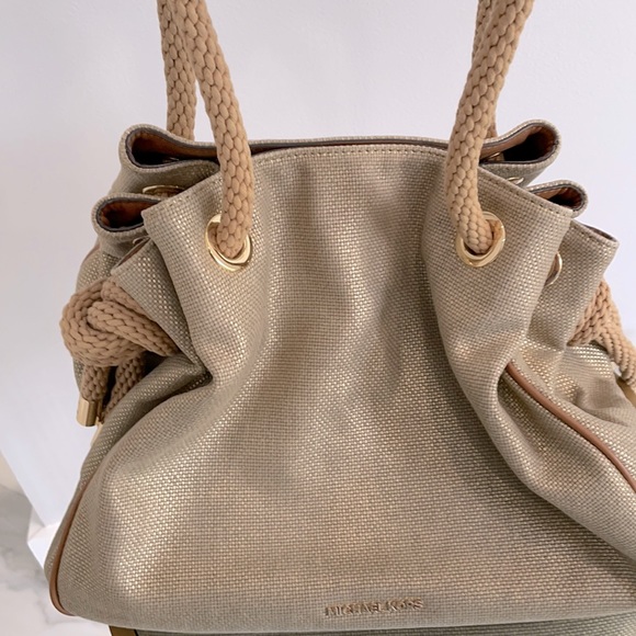 Michael Kors purse - Picture 3 of 6
